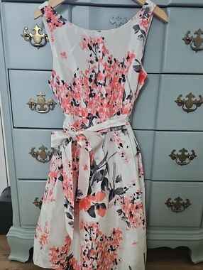 Jessica Howard White Dress with Soft Pink Floral Accents